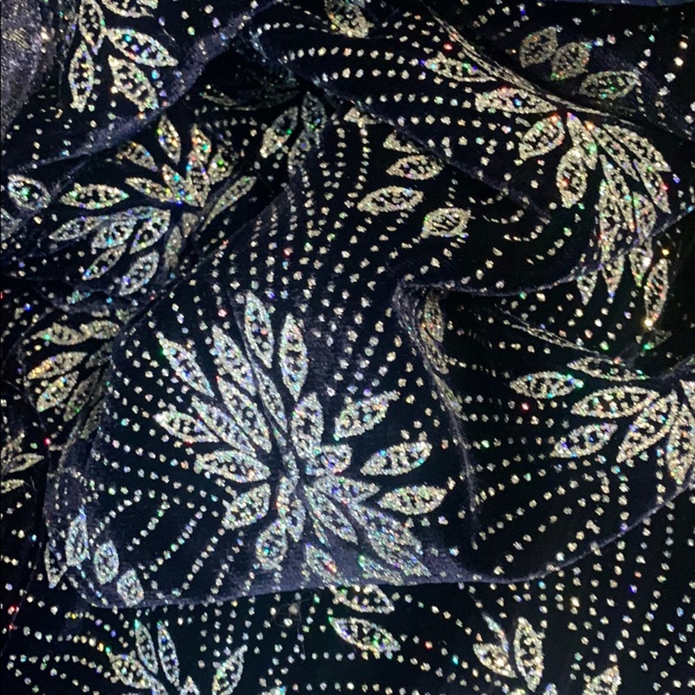 Beautiful Maxi Dress - Picture 10 of 10